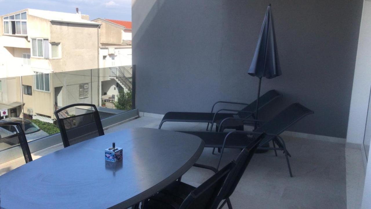 Villa Melassy Makarska Bagian luar foto